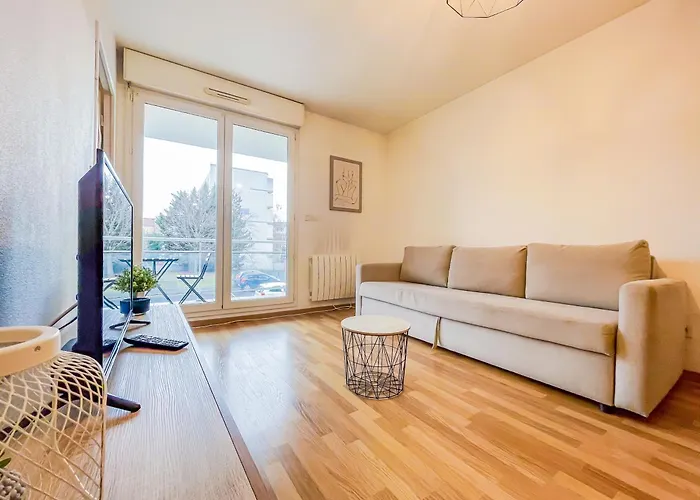 Lumineux A 2 Mins A Pied De La Gare アパート *