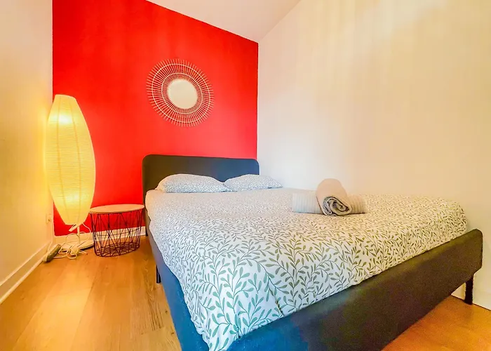 Lumineux A 2 Mins A Pied De La Gare アパート *